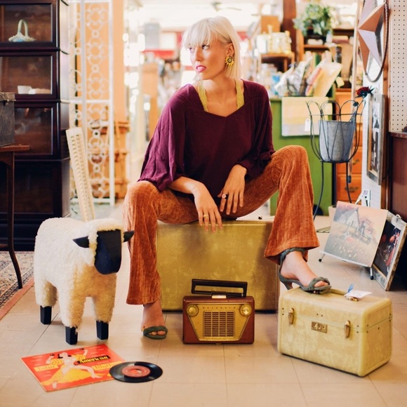 Blouse‎ - Picture 7 of 7